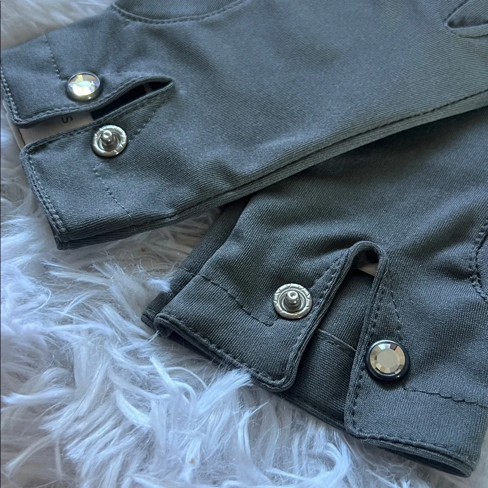 Swarovski Crystal Embellished Grey Gloves NWOT